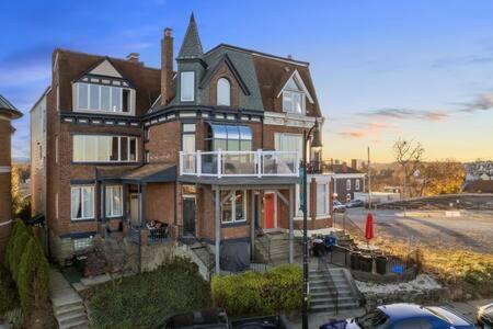 Ferienwohnung Charming Studio-Panoramic View-Your Pittsburgh Sanctuary Exterior foto